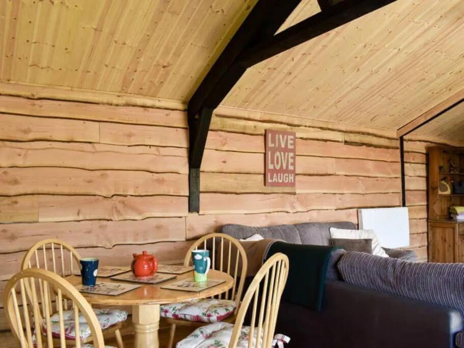 Brook Lodge Лискерд Экстерьер фото